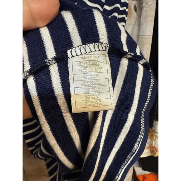 BB DAKOTA DRESS SIZE LARGE - Picture 4 of 4